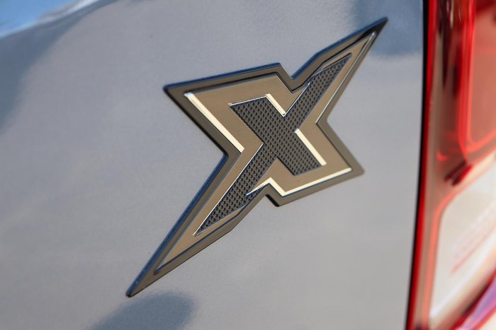 2025 Isuzu D-MAX X-RIDER