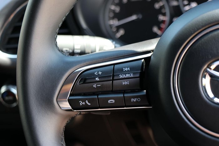 2025 Mazda 3 G20 Touring