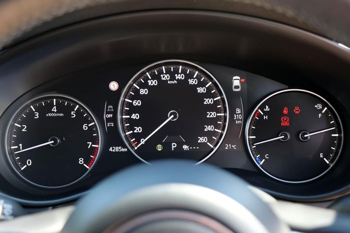 2025 Mazda 3 G20 Touring