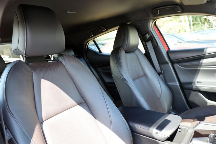 2025 Mazda 3 G20 Touring