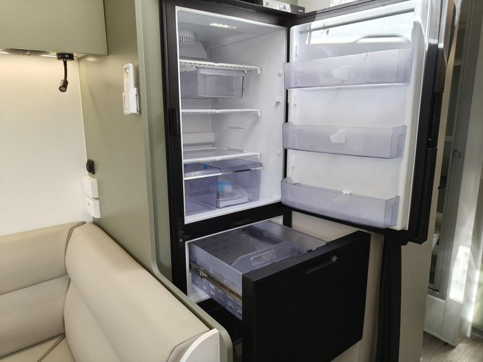 2025 New Age Caravans Road Owl 21'