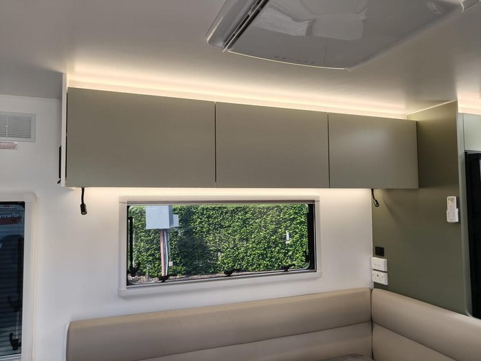 2025 New Age Caravans Road Owl 21 Ro21be