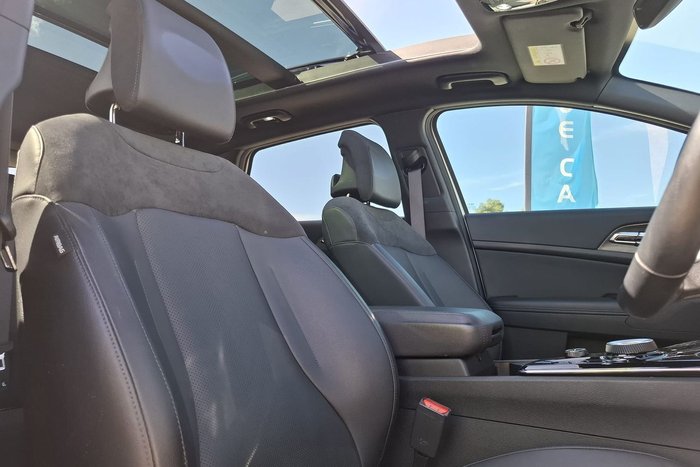 2024 Kia Sportage GT-Line