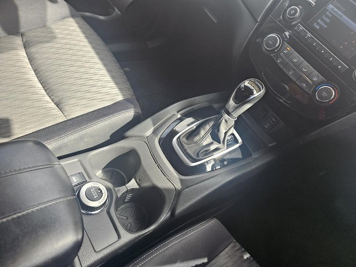 2017 Nissan X-TRAIL ST