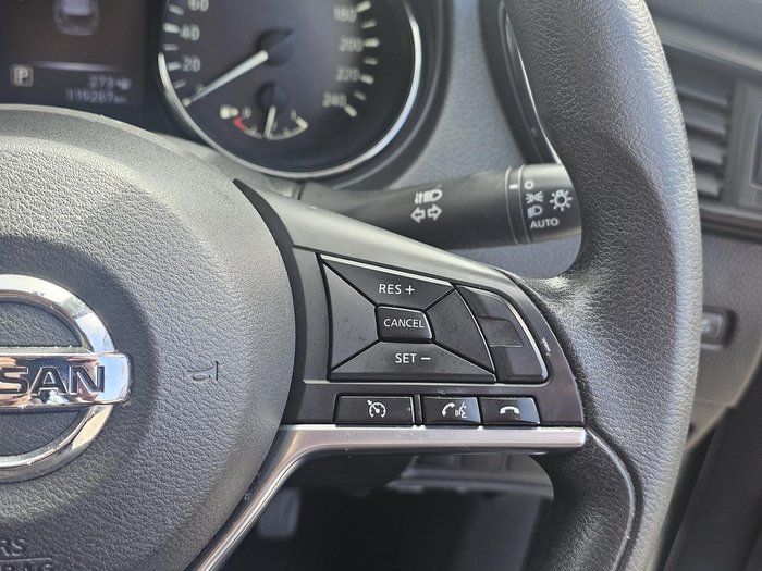 2017 Nissan X-TRAIL ST