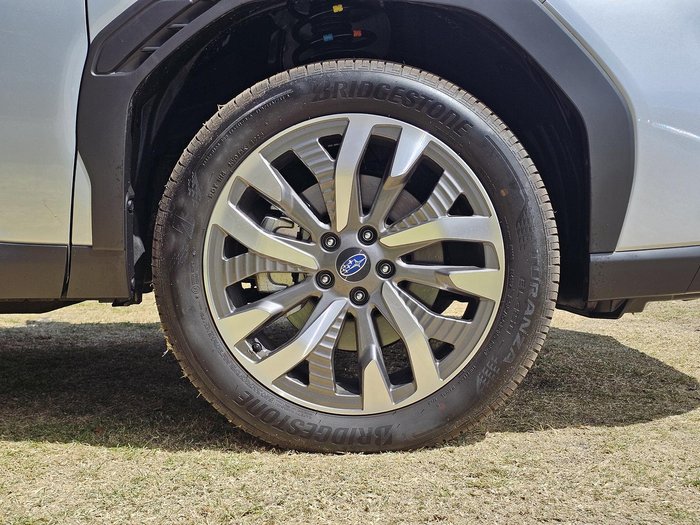 2025 Subaru Forester Hybrid Touring S6 MY26 AWD Ice Silver