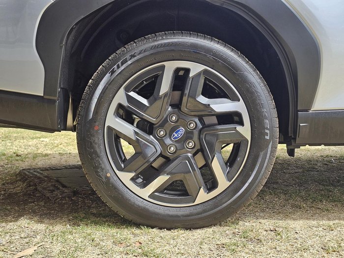 2025 Subaru Forester Hybrid S6 MY26 AWD Ice Silver