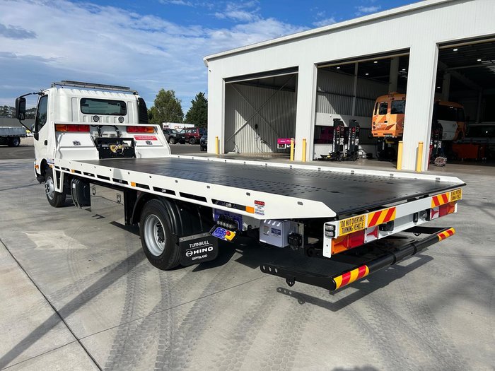 2025 Hino 300 Series 921