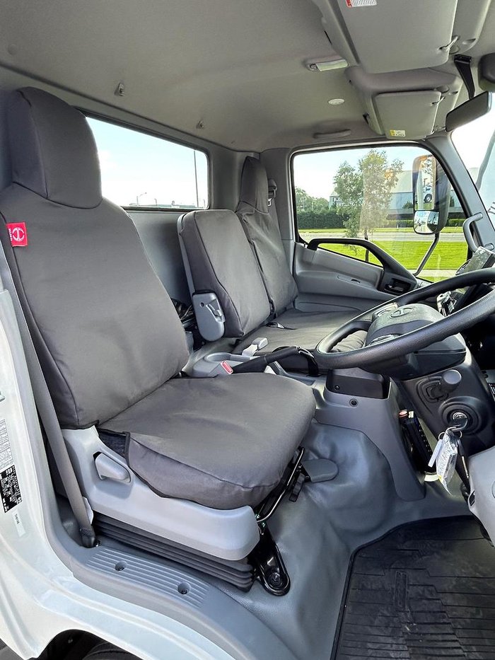 2025 Hino 300 Series 921