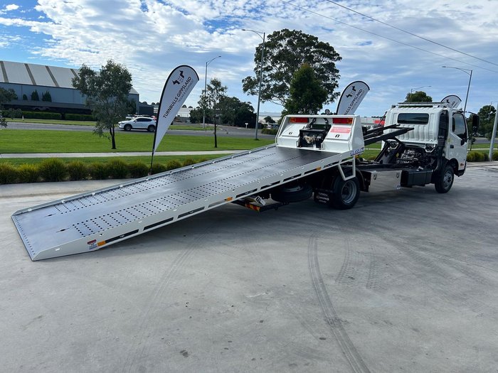 2025 Hino 300 Series 921