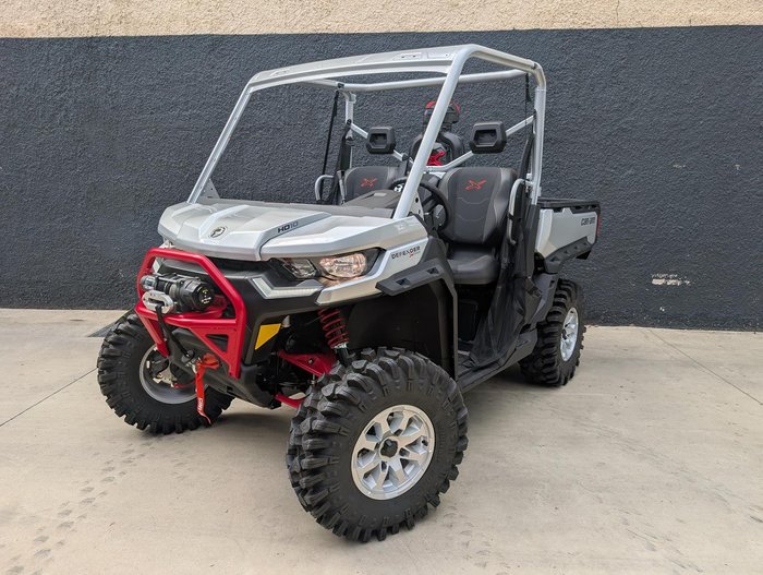 2025 Can-Am Defender HD10 XMR Defender Red