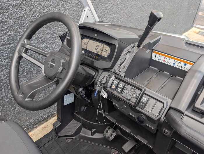 2025 Can-Am Defender HD10 XMR Defender Red