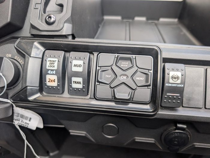 2025 Can-Am Defender HD10 XMR Defender Red