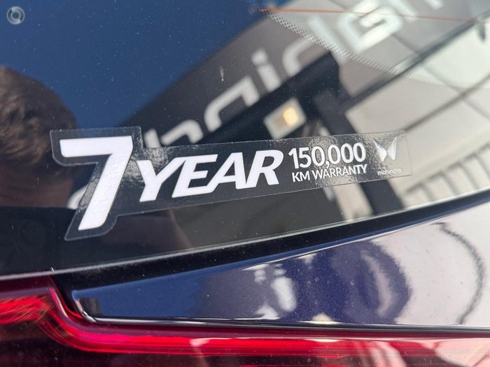 2025 Mahindra XUV700 AX7L