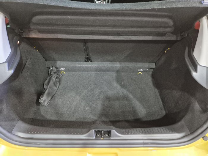 2018 Renault Clio R.S. 200 Sport IV B98 Phase 2 Liquid Yellow