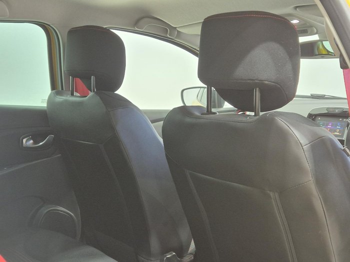 2018 Renault Clio R.S. 200 Sport IV B98 Phase 2 Liquid Yellow