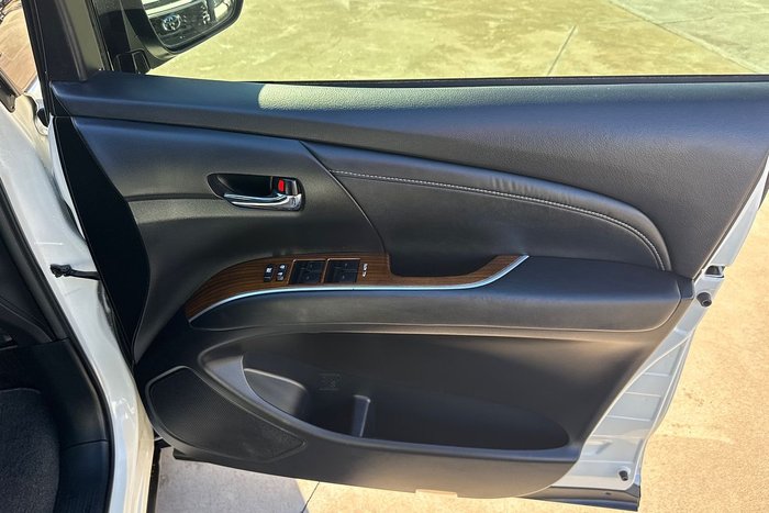 2019 Toyota Tarago ULTIMA GSR50R Glacier White