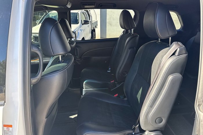 2019 Toyota Tarago ULTIMA GSR50R Glacier White