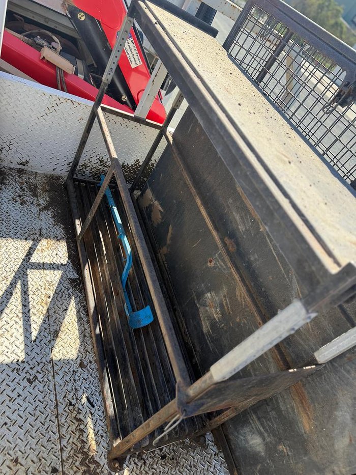 2017 Isuzu F Series FRR110-260