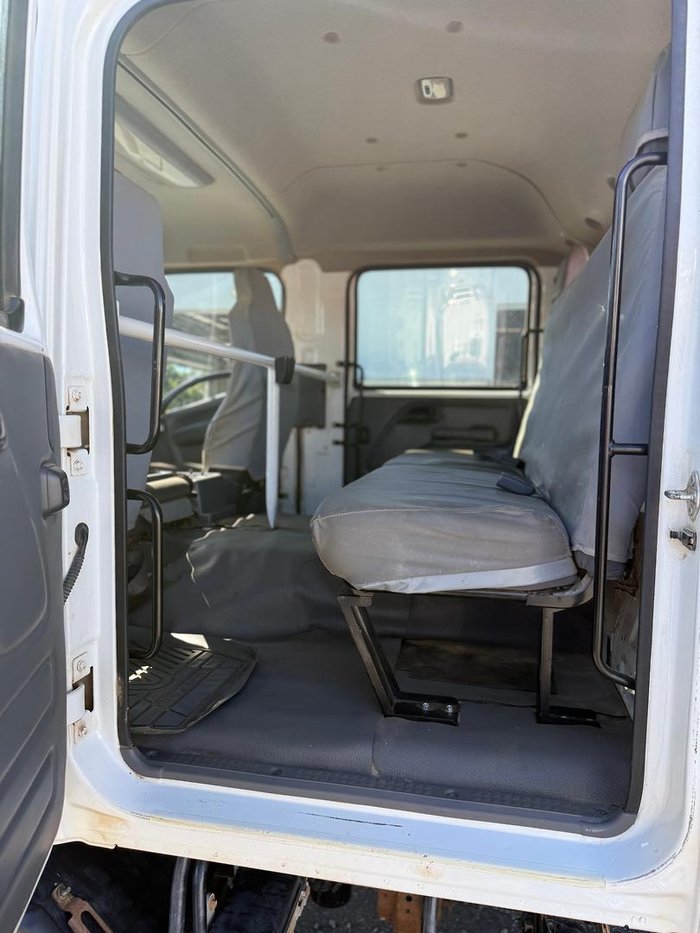 2017 Isuzu F Series FRR110-260