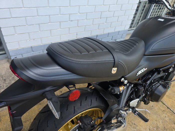 2025 Kawasaki Z900RS SE Black
