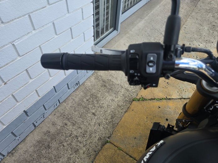 2025 Kawasaki Z900RS SE Black