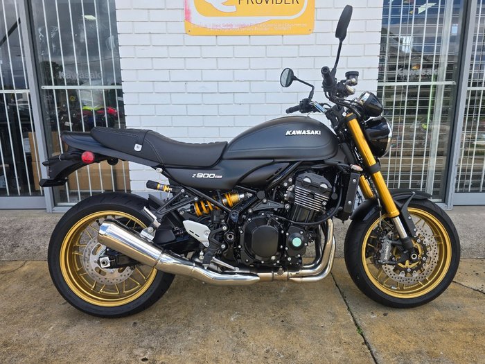 2025 Kawasaki Z900RS SE Black