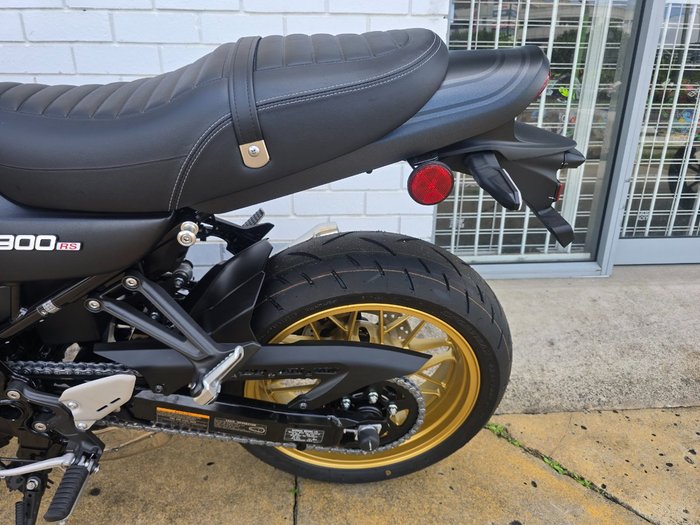 2025 Kawasaki Z900RS SE Black