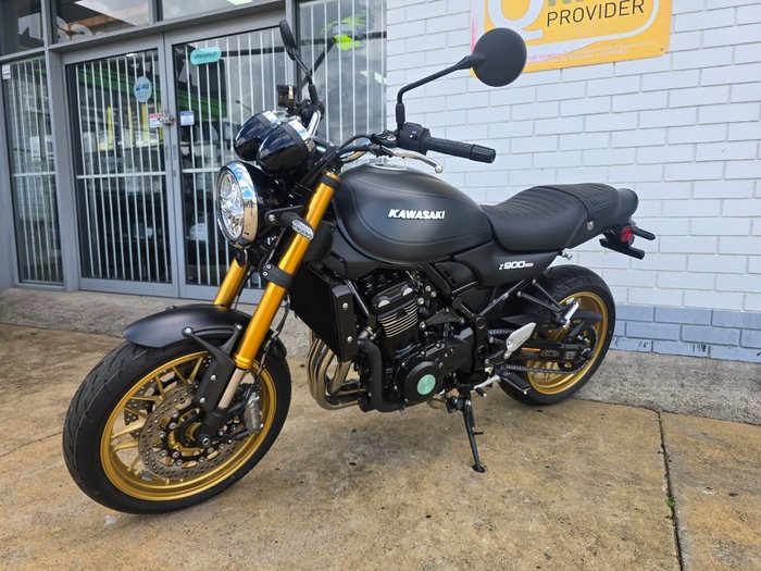 2025 Kawasaki Z900RS SE Black
