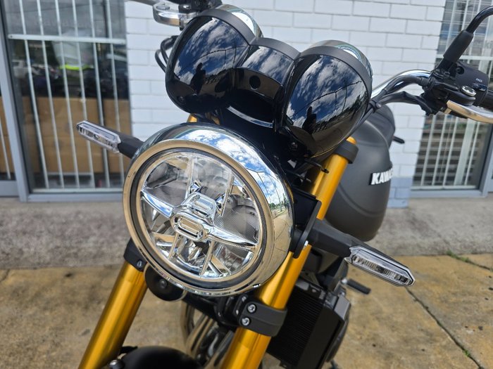 2025 Kawasaki Z900RS SE Black