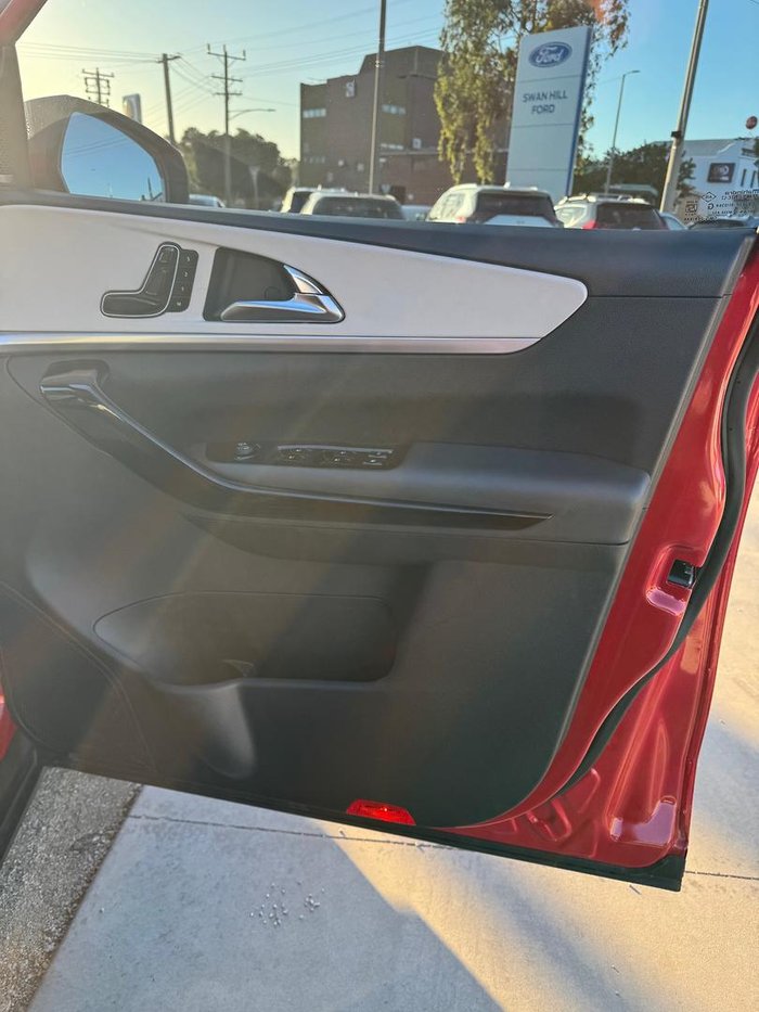 2023 Mahindra XUV700 AX7L Red Rage