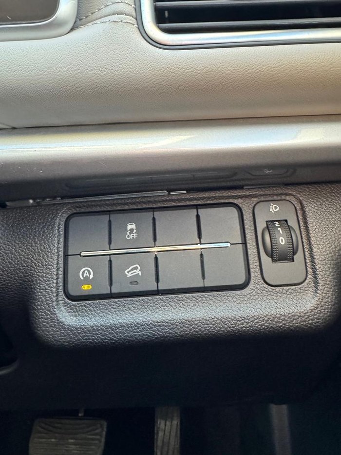 2023 Mahindra XUV700 AX7L Red Rage