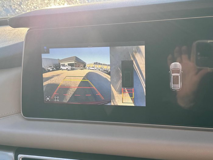 2023 Mahindra XUV700 AX7L Red Rage