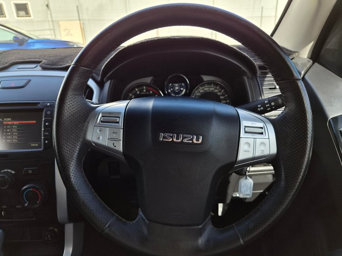 2020 Isuzu MU-X LS-M