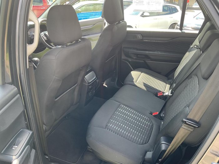 2023 Ford Everest Ambiente