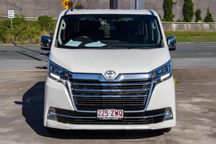 2019 Toyota Granvia VX