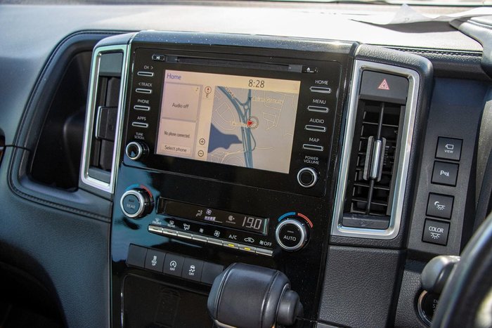 2019 Toyota Granvia VX