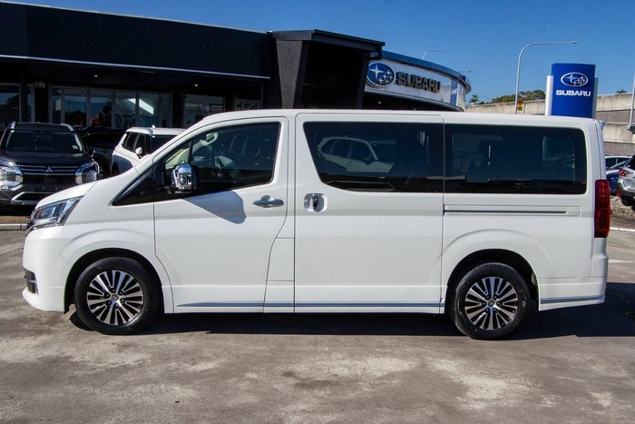 2019 Toyota Granvia VX