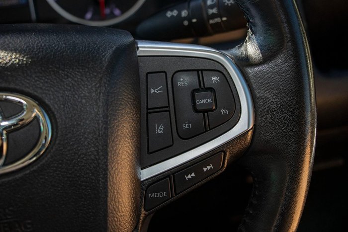 2019 Toyota Granvia VX