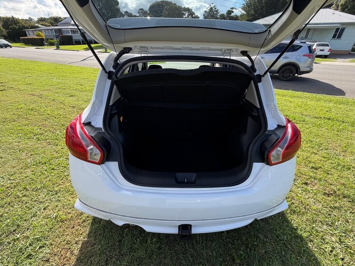 2015 Nissan Pulsar SSS C12 Series 2 Polar White