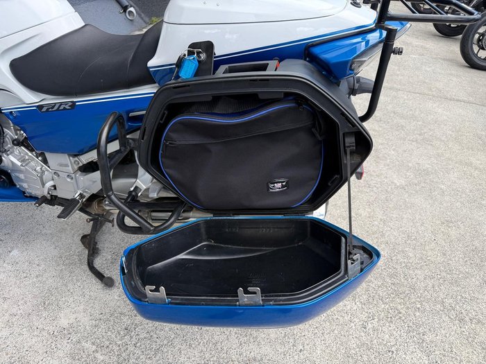 2017 Yamaha FJR1300A FJR Blue