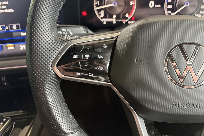 2022 Volkswagen Touareg 210TDI R-Line