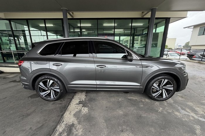 2022 Volkswagen Touareg 210TDI R-Line