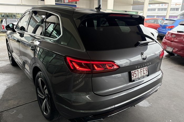 2022 Volkswagen Touareg 210TDI R-Line