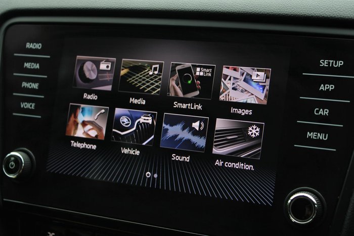 2019 SKODA Octavia 110TSI NE MY19 Candy White