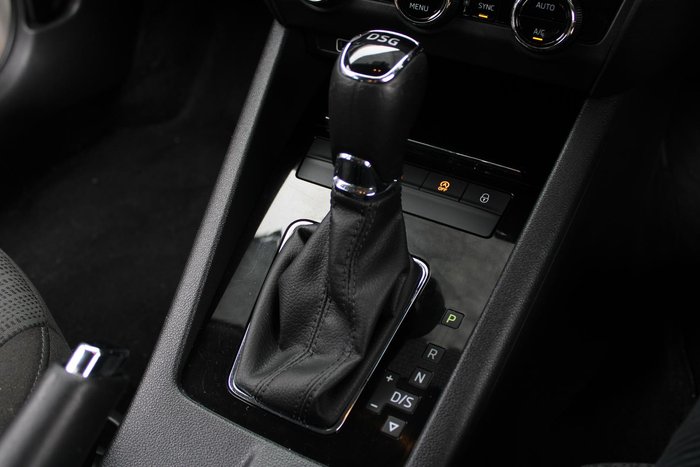 2019 SKODA Octavia 110TSI NE MY19 Candy White