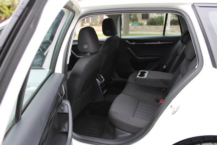 2019 SKODA Octavia 110TSI NE MY19 Candy White