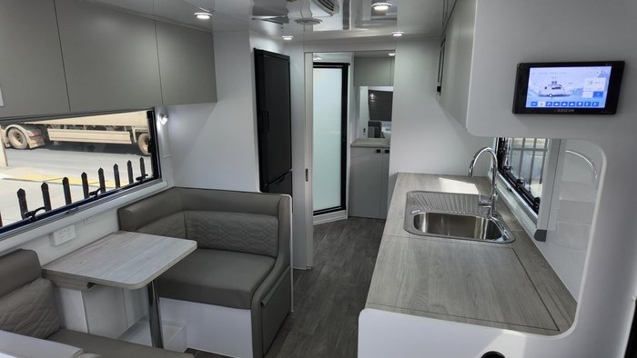 2026 Vivid Caravans Voyager 21 Large Ensuite
