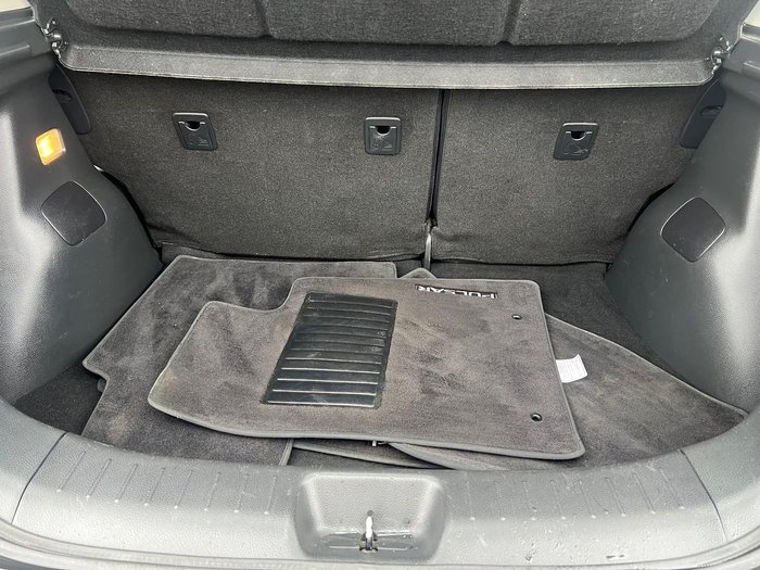 2013 Nissan Pulsar ST