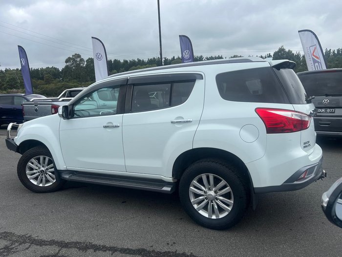 2017 Isuzu MU-X LS-T